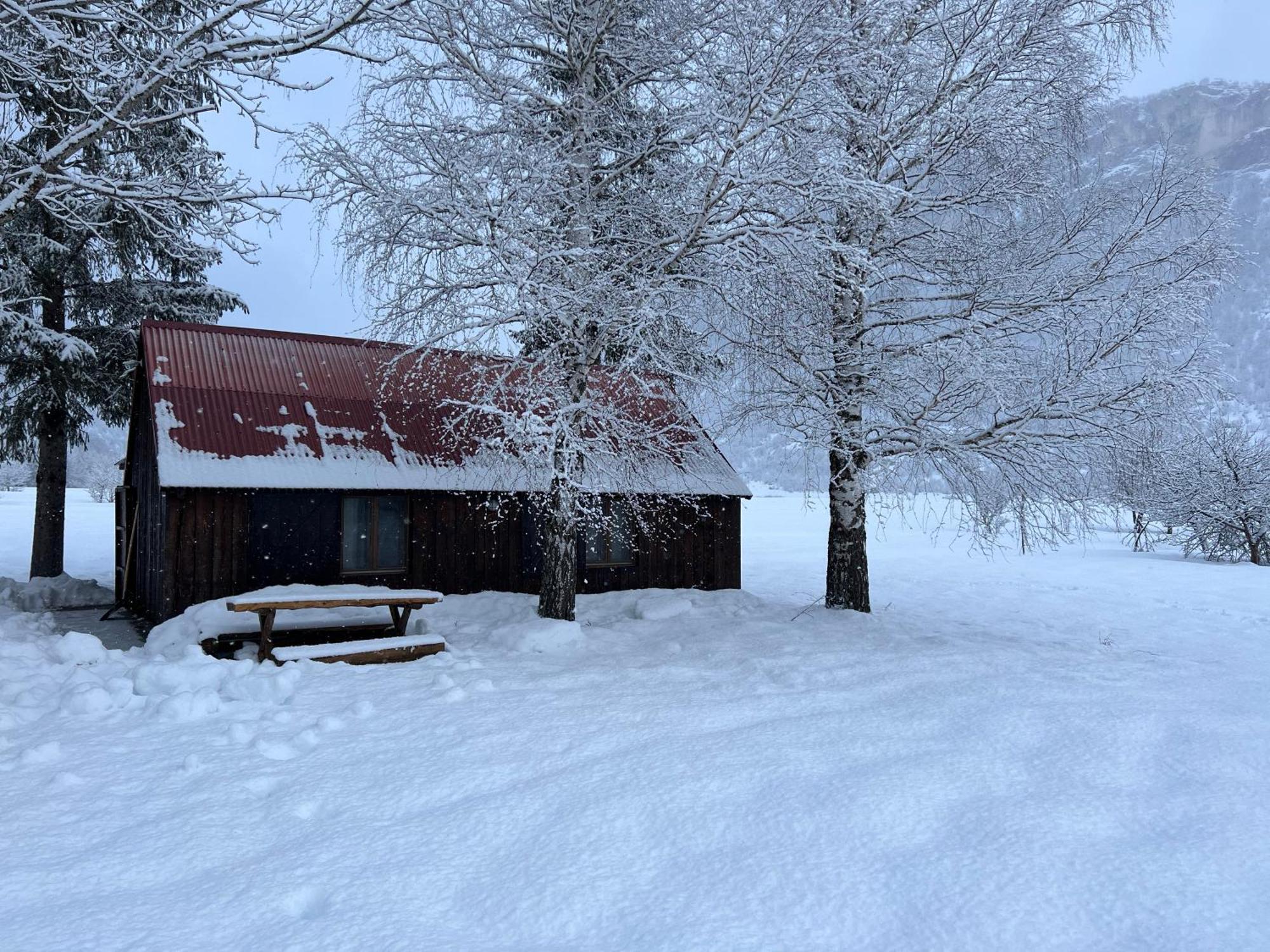 Mountain Cottage Komarnica Savnik Eksteriør bilde
